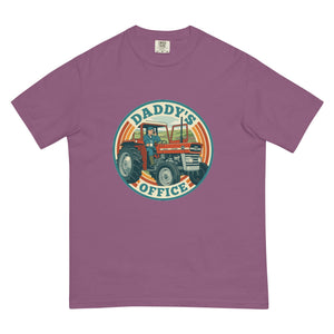 The Tractor Mugs Store Berry Massey Ferguson 135 DADDY'S OFFICE Retro | Unisex Premium T-shirt Quality Farmers Merch