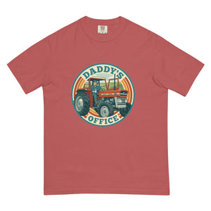 The Tractor Mugs Store Crimson Massey Ferguson 135 DADDY'S OFFICE Retro | Unisex Premium T-shirt Quality Farmers Merch
