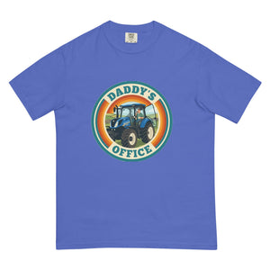 The Tractor Mugs Store Flo Blue New Holland T7.210 DADDY'S OFFICE Retro | Unisex Premium T-shirt Quality Farmers Merch