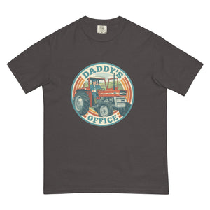 The Tractor Mugs Store Graphite Massey Ferguson 135 DADDY'S OFFICE Retro | Unisex Premium T-shirt Quality Farmers Merch