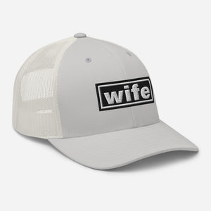 The Tractor Mugs Store Oasis Style Retro Wife | Trucker Cap Quality Farmers Merch